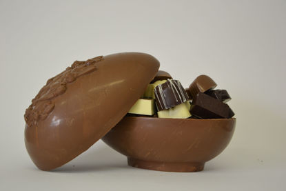 Picture of Chocolate Easter Egg With 15 Chocolates